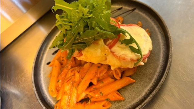 Penne mit Hähnchenbrust
